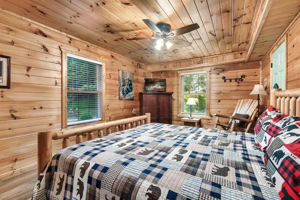 A Top Notch Lodge~개틀린버그 외부 사진